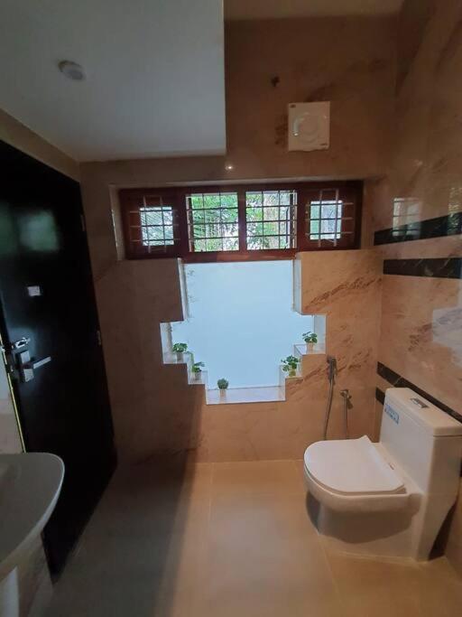 Anandam Stays - Premium 3Bhk Plush Homestay, Vaikom Near Kumarakom Exteriér fotografie