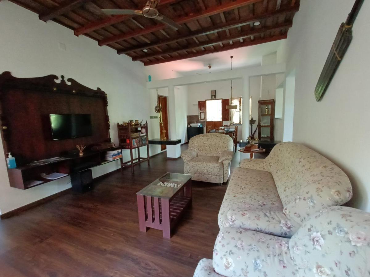 Anandam Stays - Premium 3Bhk Plush Homestay, Vaikom Near Kumarakom Exteriér fotografie
